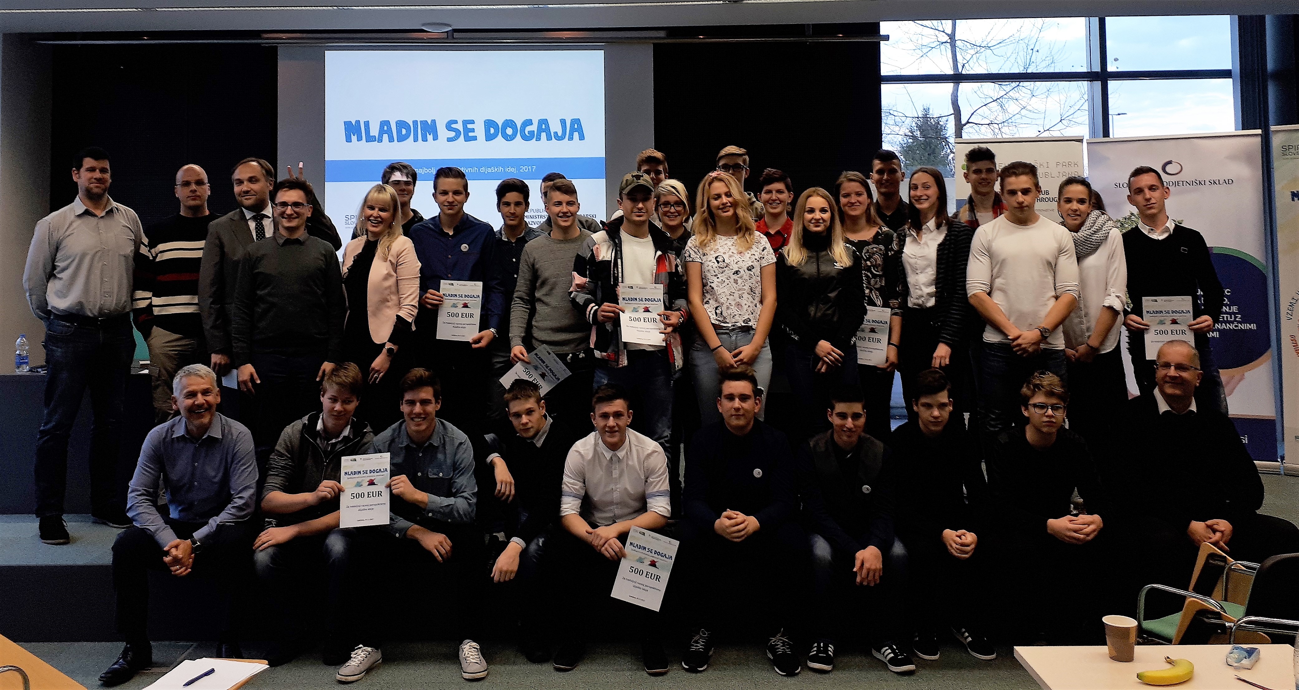 Včeraj je bilo v okviru skupnega projekta javne agencije SPIRIT Slovenija in Slovenskega podjetniška sklada (SPS) »Realizirajmo podjetniške ideje mladih skupaj,« izbranih in nagrajenih deset najbolj perspektivnih dijaških podjetniških idej.